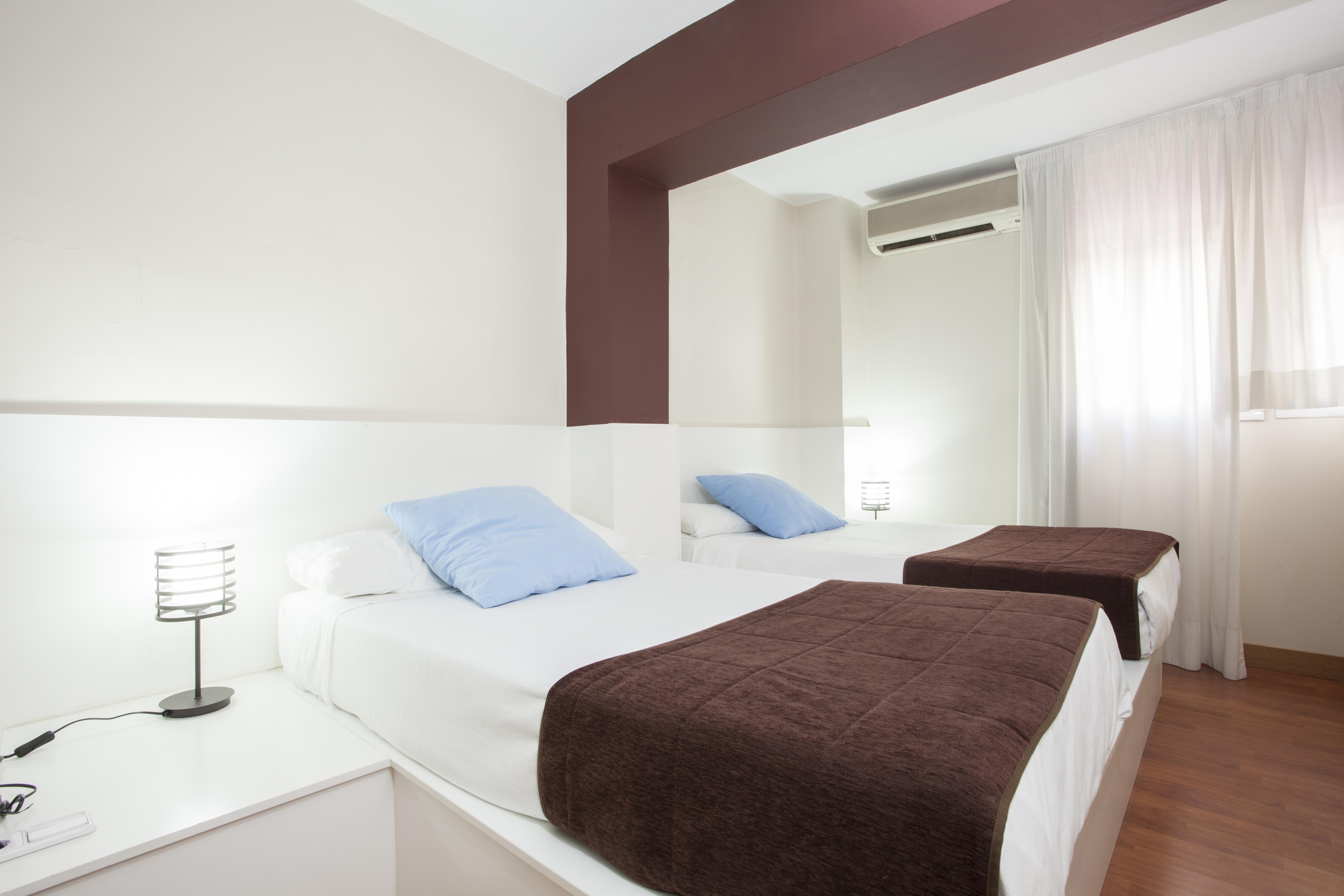 Olympia Consul Del Mar Hotell Valencia Exteriör bild