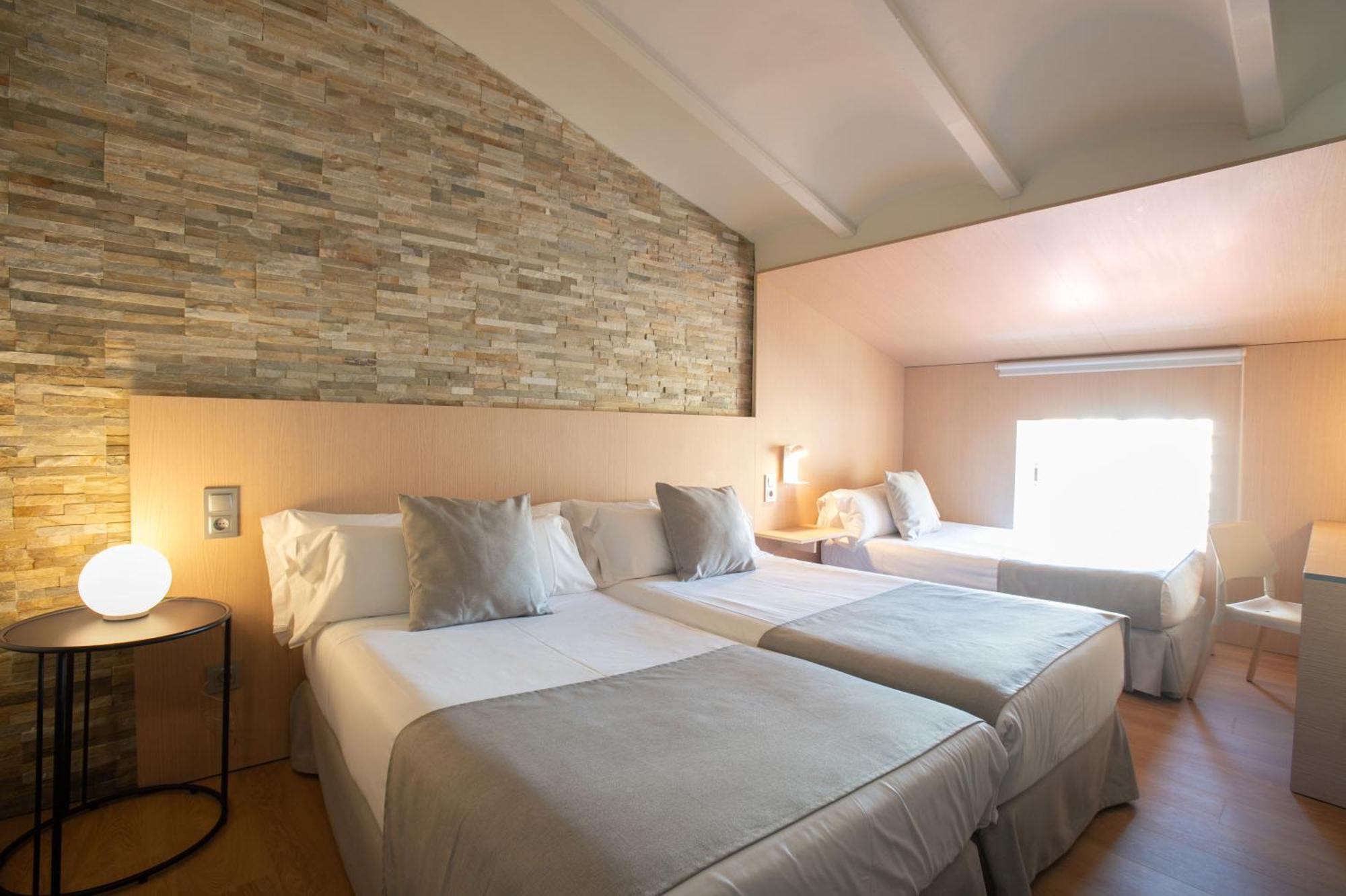 Olympia Consul Del Mar Hotell Valencia Exteriör bild