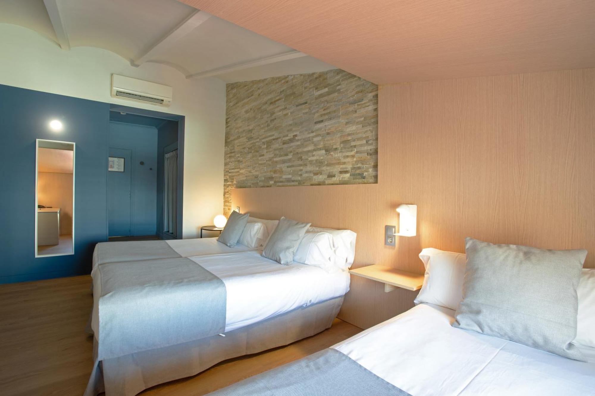 Olympia Consul Del Mar Hotell Valencia Exteriör bild