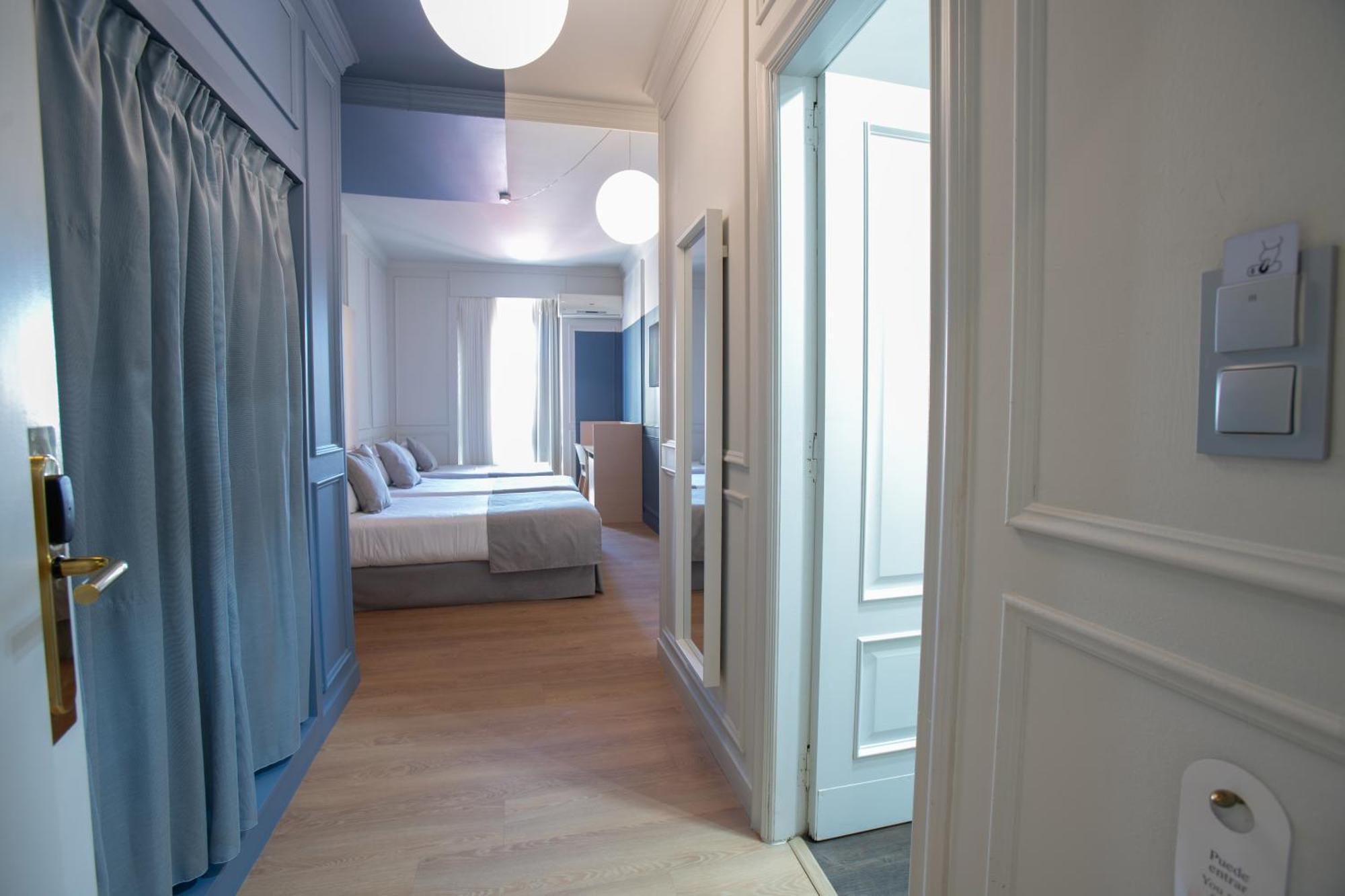 Olympia Consul Del Mar Hotell Valencia Exteriör bild