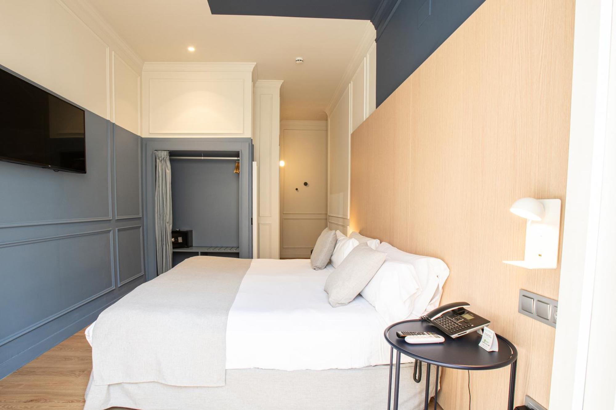 Olympia Consul Del Mar Hotell Valencia Exteriör bild